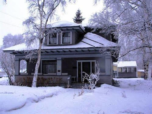 Alaska Heritage House Bed And Breakfast フェアバンクス エクステリア 写真